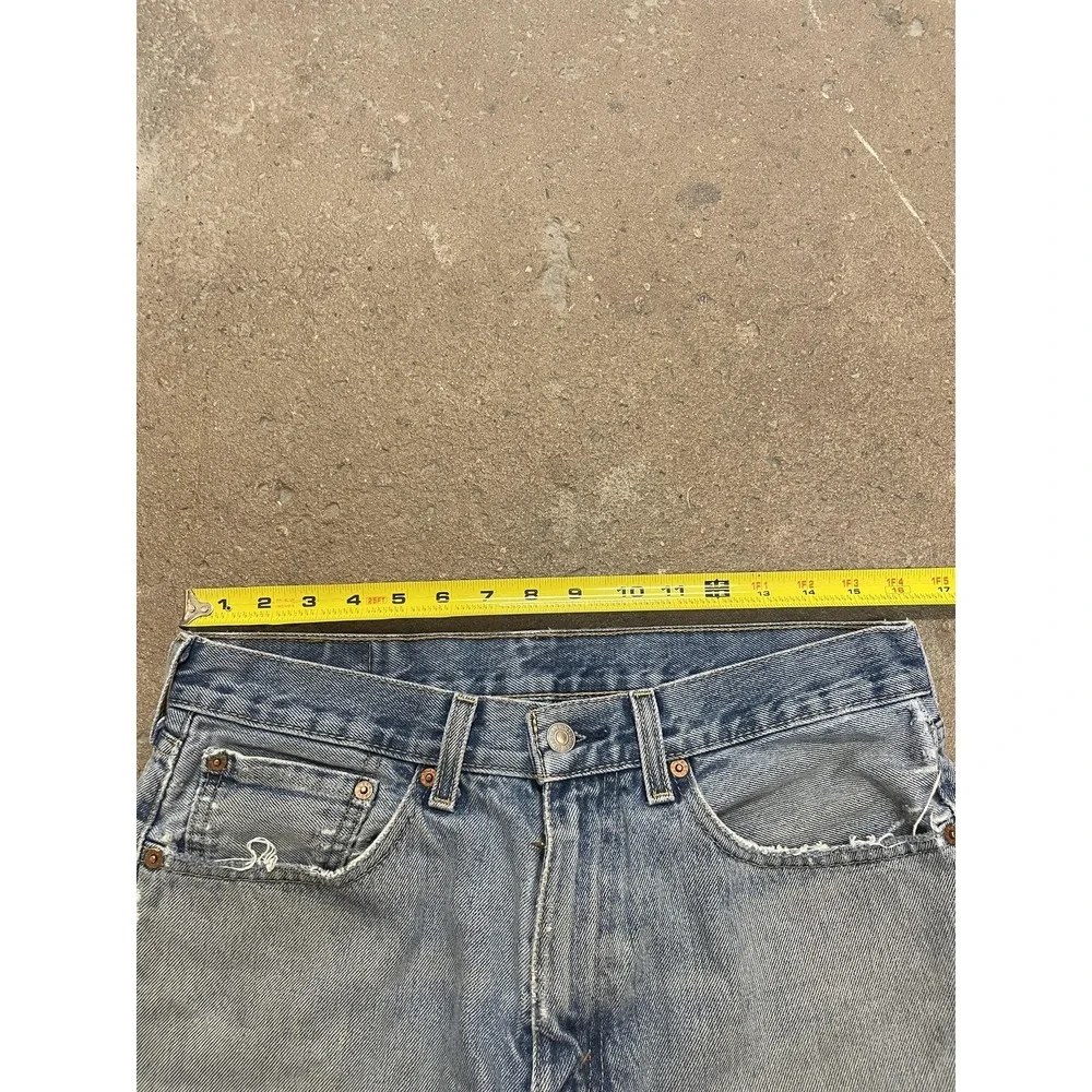 Levis 505 Jeans Mens 33x29 Light Wash Distressed Straight Zip Fly PC9 00505-4891